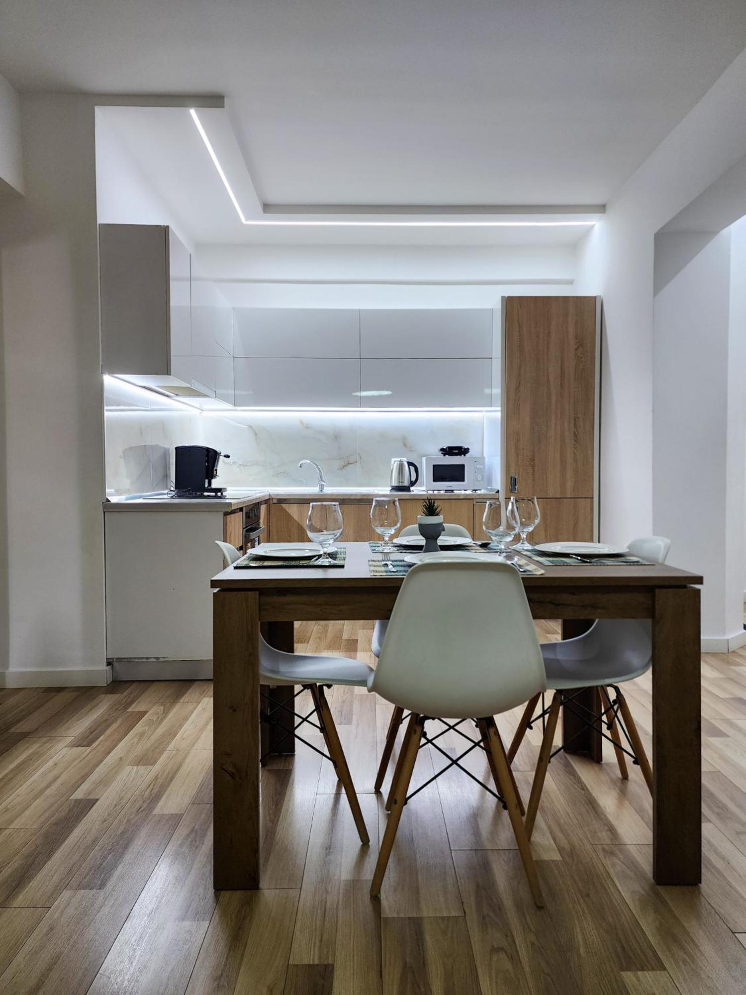 2E Apartment Myslym Shyri تيرانا المظهر الخارجي الصورة